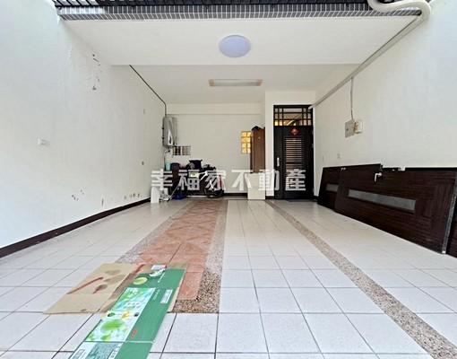 (租)府連路可租補溫馨車墅 - Image 1