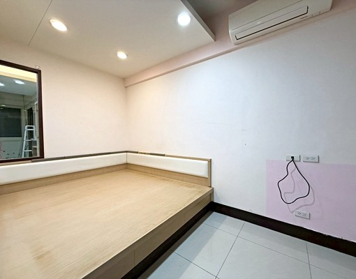 大橋頭🌟租補戶籍🌟台水電🌟可開伙🌟變頻冷氣🌟免爬高 - Image 10