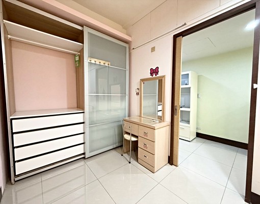 大橋頭🌟租補戶籍🌟台水電🌟可開伙🌟變頻冷氣🌟免爬高 - Image 11