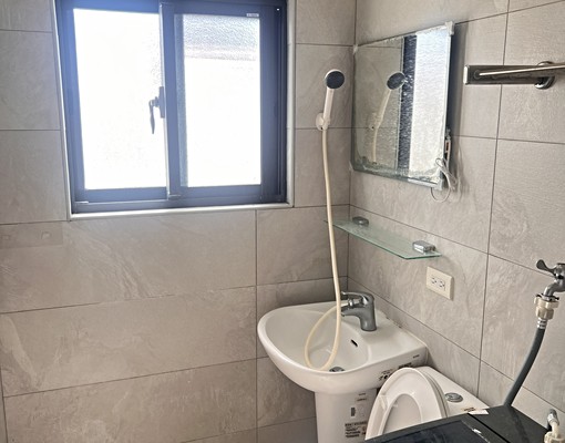 ✨電梯全新套房✨可租補✨不用追垃圾車，獨立洗衣機 - Image 5