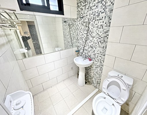 🚩興進綠園道旁︱獨洗曬︱衛浴開窗︱室內機車︱掀床收納🉑寵 - Image 6