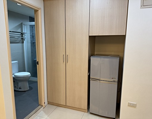 獨立套房採光好、有陽台、空間寬敞住宅安靜 - Image 8