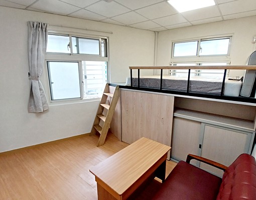 【大坪林捷運旁・邊間・高架收納床・安靜巷內套房】 - Image 10