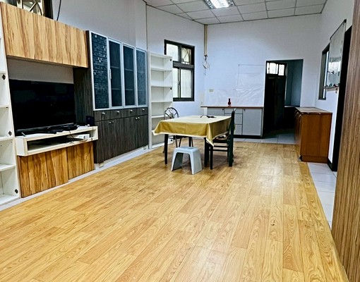 一中商圈旁近中科大稀有邊間一樓大兩房 - Image 2