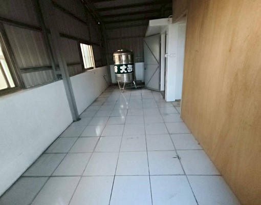 飛機路3樓透天(未保存登記建物)店住兩相宜. - Image 5