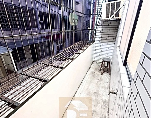 🔑東區大透天|可租補報稅、可住可店不香嗎|門口可停車🔑 - Image 13