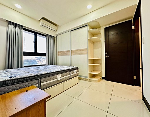 (租)臨高雄大學明亮通風2+1房家俱電齊全+車位 - Image 4