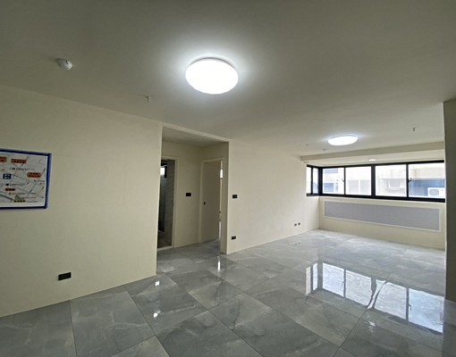 全新翻修.可租補.含平面車位.小資首選 - Image 12