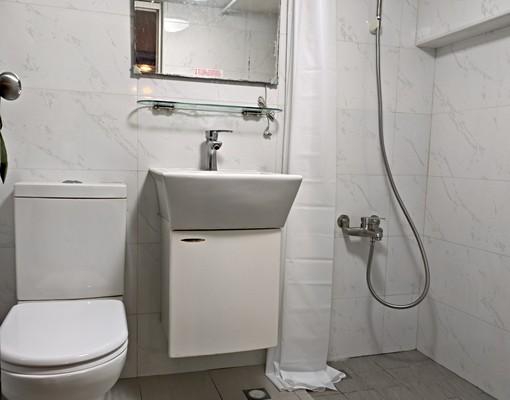 溫馨三房，舒適住家，樓中樓，711對面，可租補 - Image 9