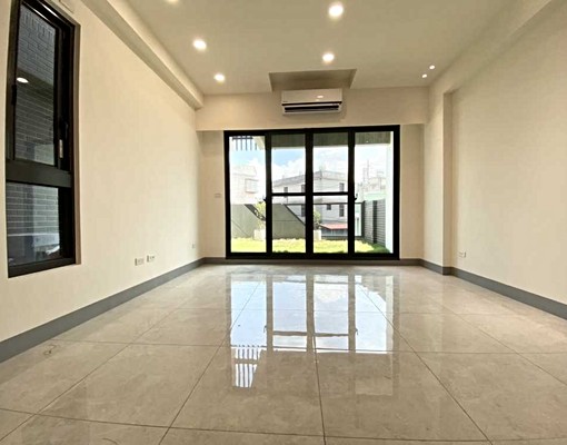 ✅橋頭~可租4.5萬~可買2800萬~全新時尚質感雙車墅 - Image 4