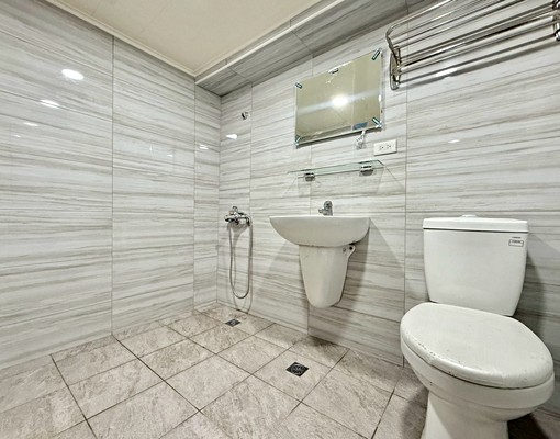 文心中清捷運🏠空屋大三房🏠可租補寵談🎉 - Image 7