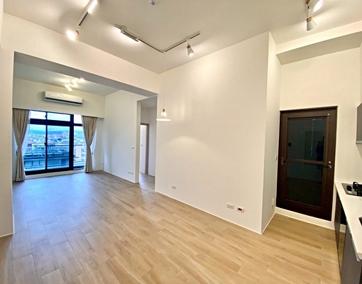 【全新落成｜高樓層景觀兩房兩衛＋車位】文風翠庭19期 - Image 1