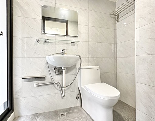 中國醫🏠電梯新透天🏠騎樓機車位/可租補 - Image 4