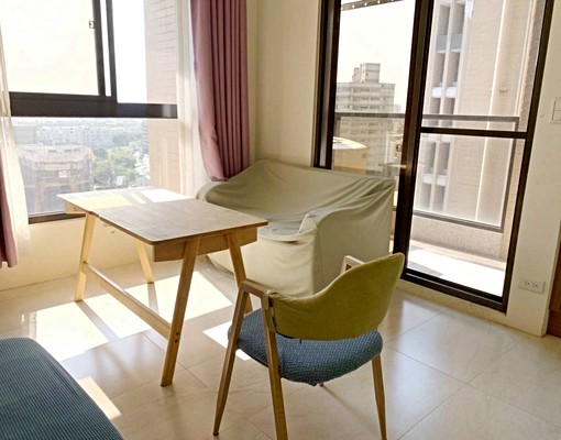 近74頭家厝🔥高景2房平車✨台水電可貓雙租補 - Image 1