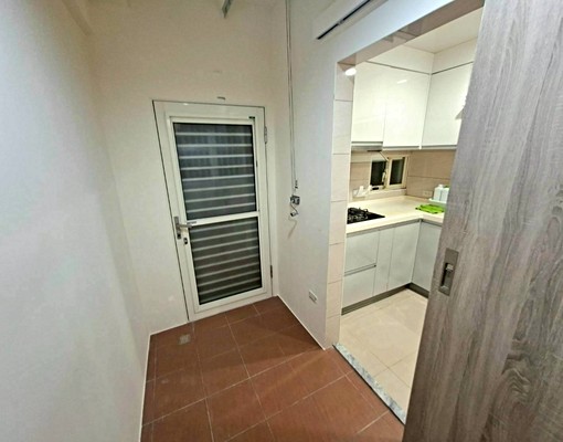 三和國中❣️3房免爬梯~租補可寵~台水電空間大可開伙 - Image 2