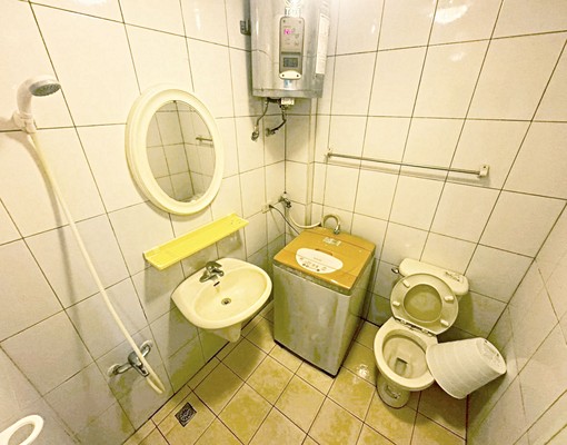 捷運南勢角◆採光套房◆曬衣窗台★獨洗 - Image 4