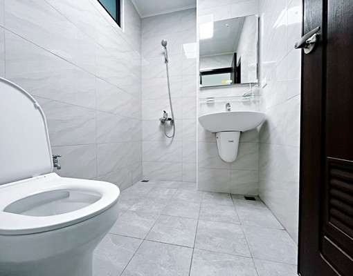 租補#含管。次頂樓採光2房2衛~拎包入住 - Image 4