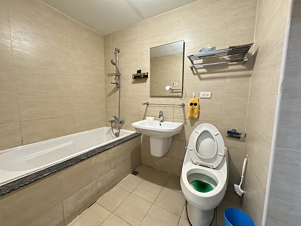 大臥室專屬浴缸浴室