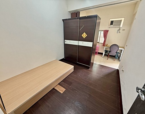鳳山立志街近捷運站電梯華廈分租套房🏡可租補 - Image 1