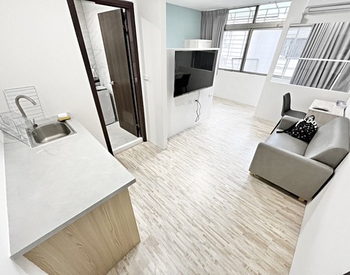 可寵大面積採光🔥可雙租補報稅🔥獨洗曬乾溼衛浴流理台 - Image 1