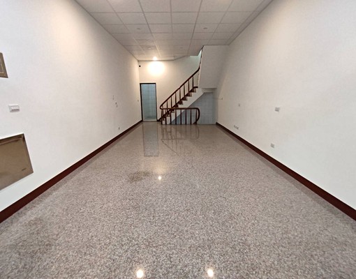 租|文華國小|前路後巷|全棟翻新|店住透 - Image 7