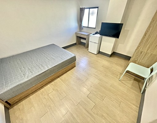 🔥便宜大坪數.水湳中國醫逢甲.捷運中清站🔥 - Image 1