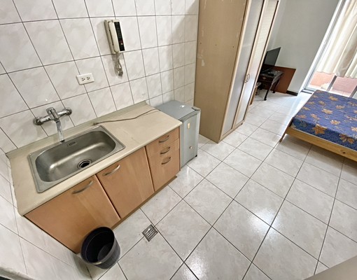 電梯獨立套房|獨洗曬陽台|24小時管理室|流理台 - Image 4