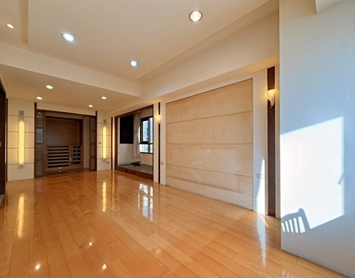 國泰英倫皇家🌹3房改2房🌹武陵高中旁🌹生活機能絕佳 - Image 5