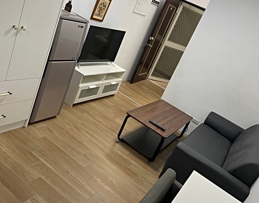 東方驛站一樓一房一廳獨立大套房 - Image 1