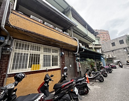 🌟中和環球旁🌟靜巷不吵鬧🌟格局方正🌟 - Image 3