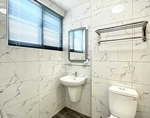 南區興大🔸系統裝潢🔸陽台獨洗🔸電梯 - Image 5