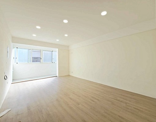 現在是匆匆忙忙💖全新裝潢可貓貓大坪數💖可租補 - Image 1