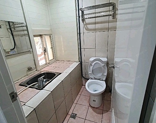 近台藝大亞東醫院站可談租補小資族溫馨獨立女性套房有飲水機 - Image 3