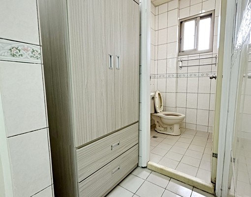 崑山科技大學,大灣交流道,夢時代, - Image 4