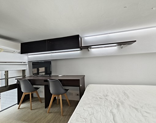 屋主直租鼎山家樂福高應大獨立套房拎包入住 - Image 9