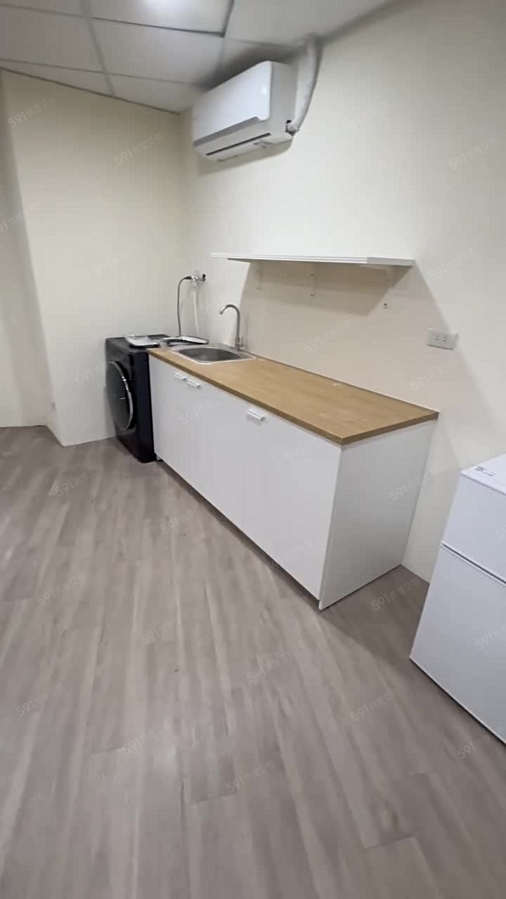 三重國小站👍全新首租💛可租補💛寵💛陽台💛租含水四網 - Image 1