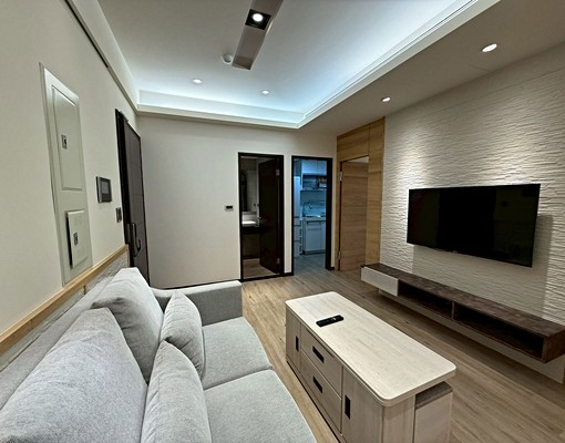 新潤陽光區漂亮3房2衛含車含管（禁抽菸、禁寵物) - Image 2