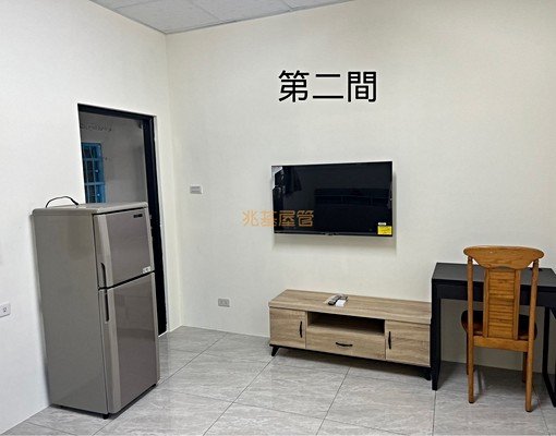 兆基🏡公親寮平房式獨立套房 - Image 2