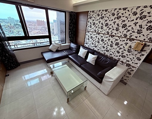 後勁捷運旁頂樓大三房/可租補/平面車位 - Image 1