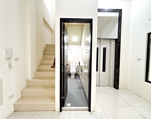 🚄高鐵生活圈核心・電梯邊間車墅・明亮通風超有感 - Image 15