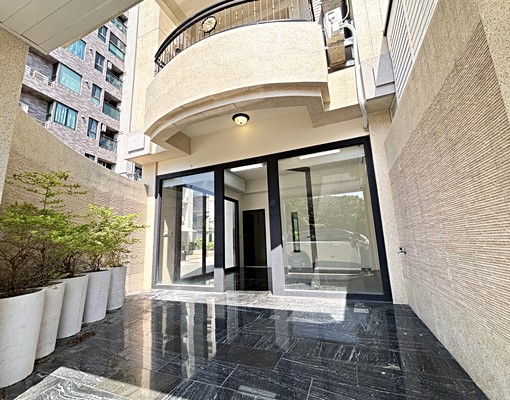 🚄高鐵生活圈核心・電梯邊間車墅・明亮通風超有感 - Image 2