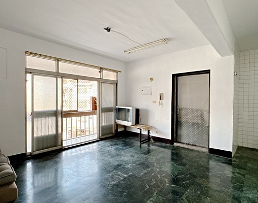 可租補｜建工鼎山商圈採光三房 - Image 2