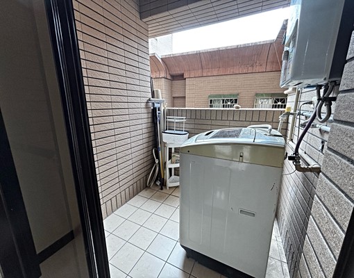 樹仁三街新美館1+1房，衛浴開窗(9/30入住) - Image 6