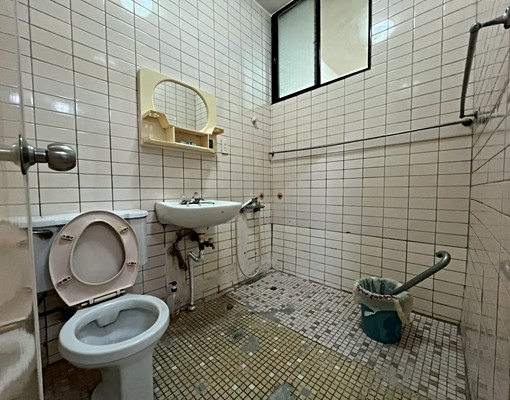 《台灣小陸》福壽街商圈~生活機能佳~近捷運三房~交通便利~ - Image 5