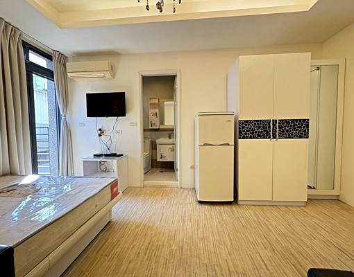 ◤租屋補助◢巨城電梯套房獨立陽台洗衣機乾溼分離 - Image 4