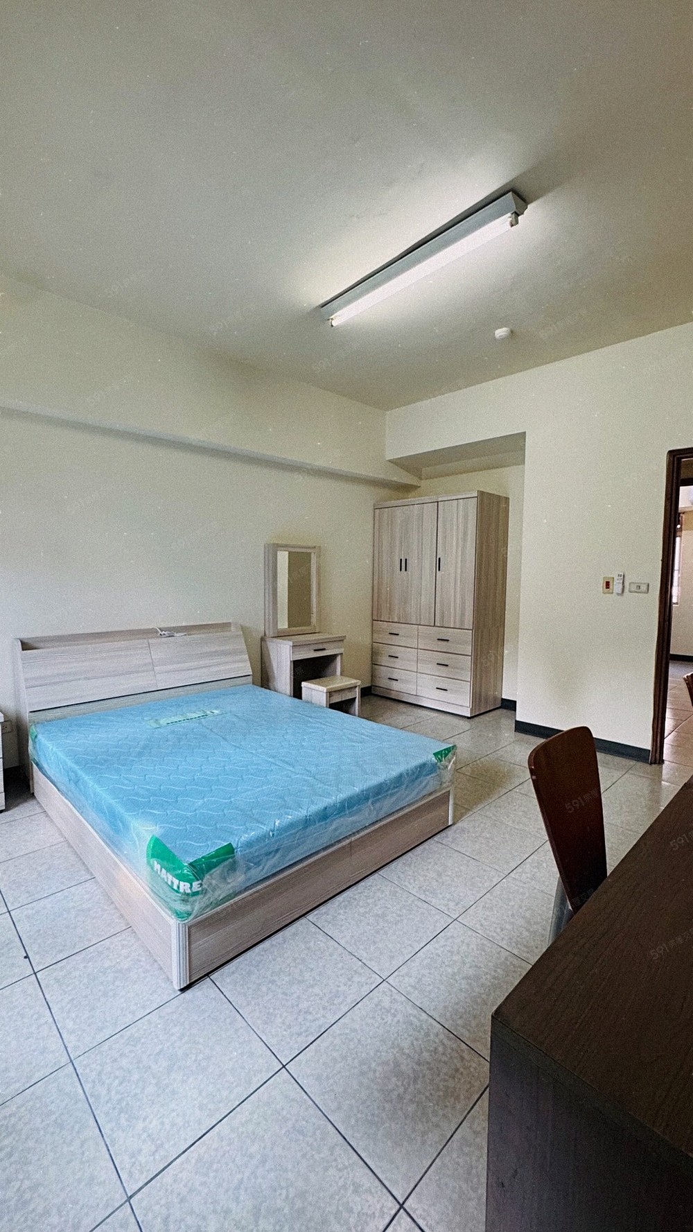 臥室「全新」一級省電變頻「冷暖」氣機、床組、衣櫃