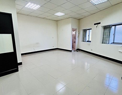 中科洲際透店🔥附倉儲&天車丨🉑報稅營登租補丨超好停車👍 - Image 9