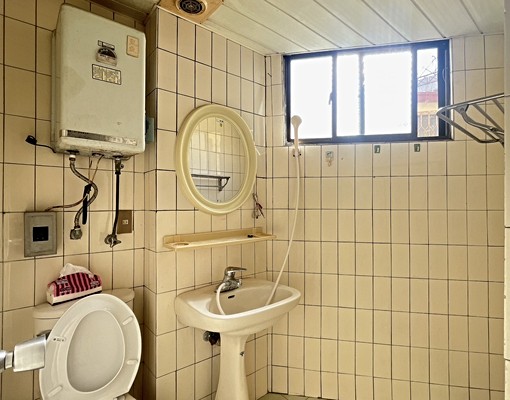 西安街健康套房含網路管理費150水100電4.5元多間可選 - Image 3