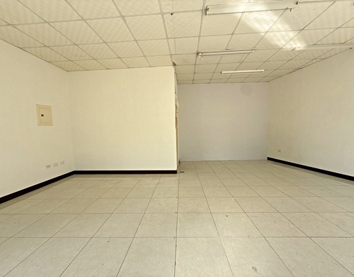 永康崑山中學黃金店面住家/工作室/辦公/倉庫 - Image 4