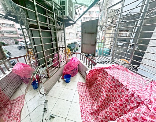 捷運景安◆低樓層套房◆採光屋況佳★曬衣陽台 - Image 5